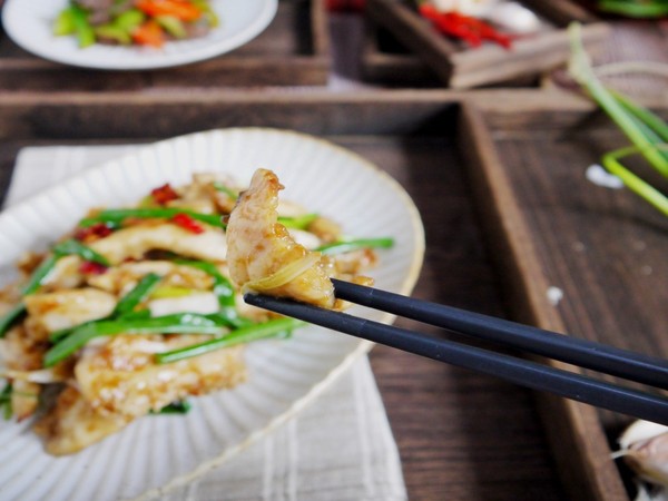 Fried Crispy Pork Carp with Ginger and Spring Onion recipe