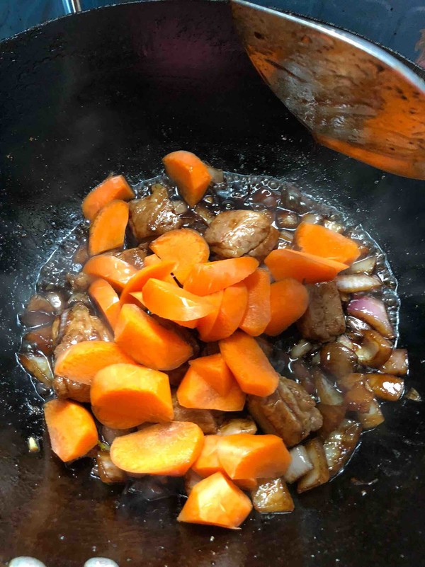 Braised Rice with Pork Ribs and Carrots recipe