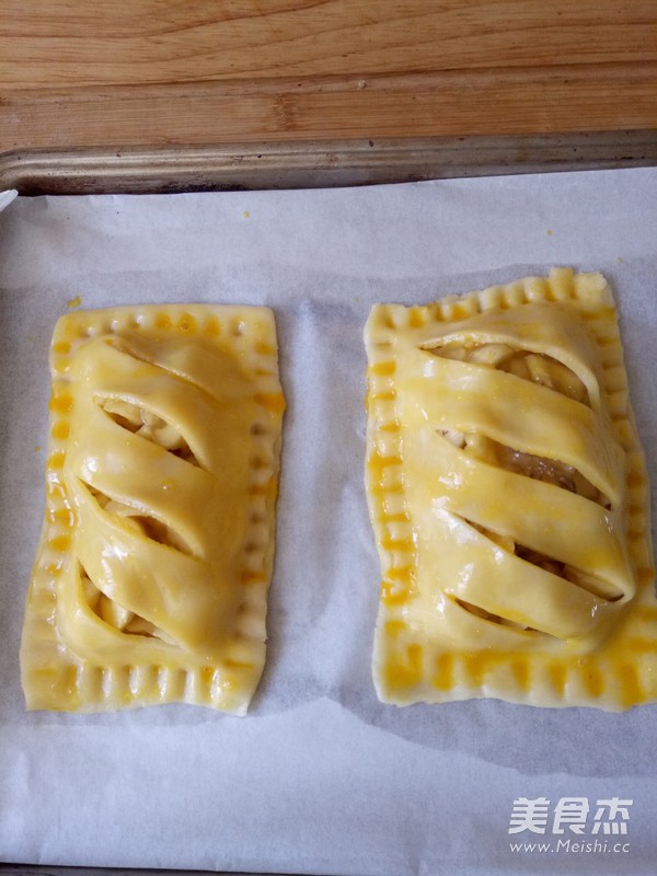 Pocket Banana Pie recipe