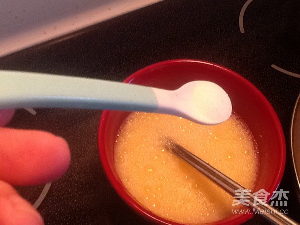 Quick Steamed Eggs in The Microwave recipe