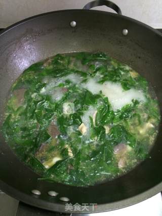 Chinese Wolfberry Leaf Chicken and Red Chicken Liver Soup recipe