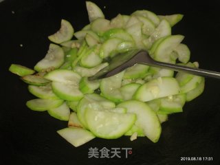 Stir-fried Shagua recipe