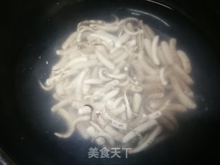 Stir-fried Squid with Garlic Moss and Onion recipe