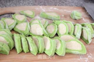 Spinach and Leek Dumplings recipe