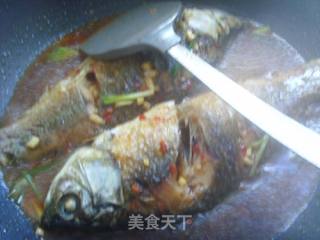 Crucian Carp with Garlic recipe