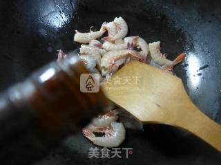 Fried Sea Prawns with Lettuce recipe