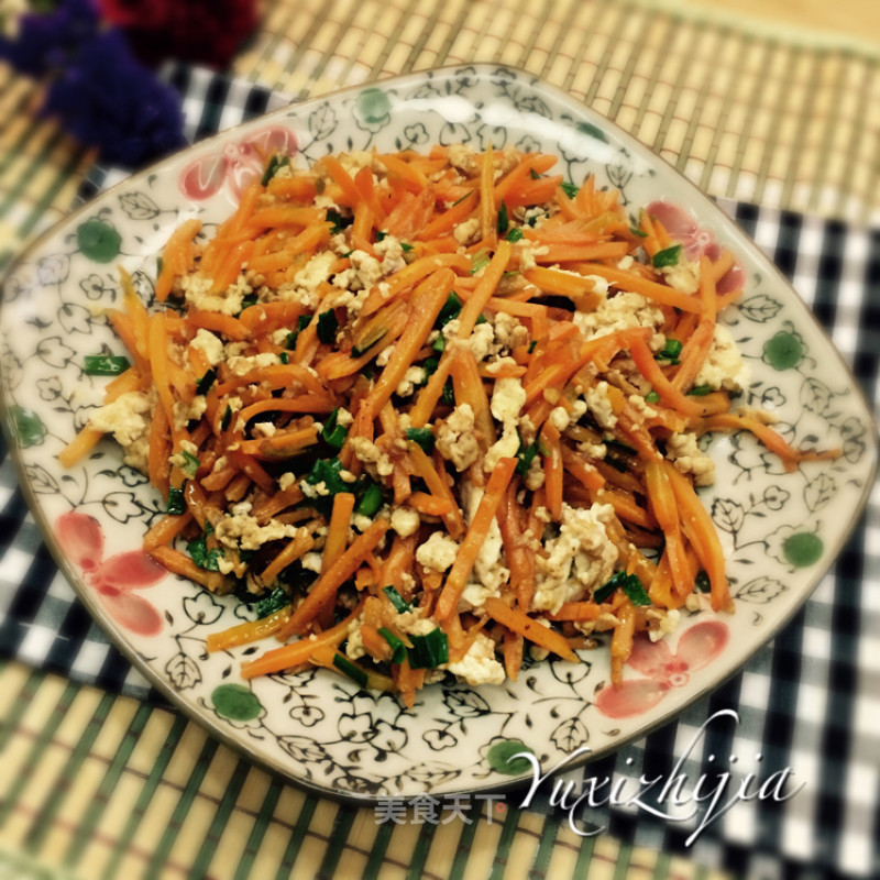 Scrambled Eggs with Carrots recipe