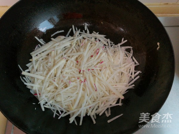 Radish Stewed Seafood recipe