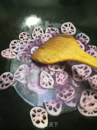 Red Lotus Root Slices recipe