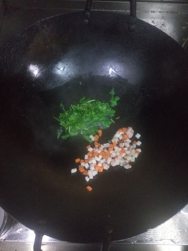 Shepherd's Purse with Spring Bamboo Shoots and Lean Pork Fried Rice recipe