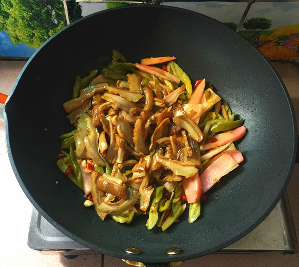 Fried Pork Belly with Kimchi recipe