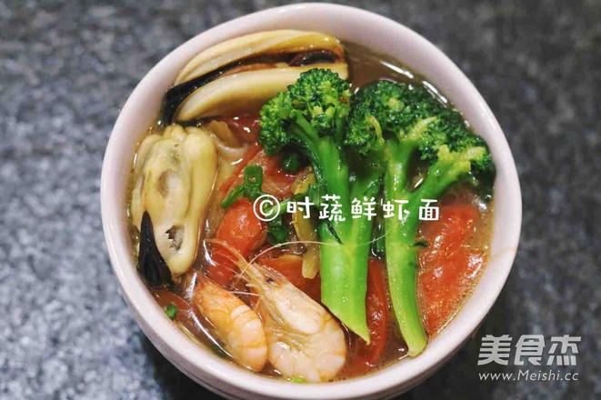 Shrimp Noodles with Seasonal Vegetables recipe