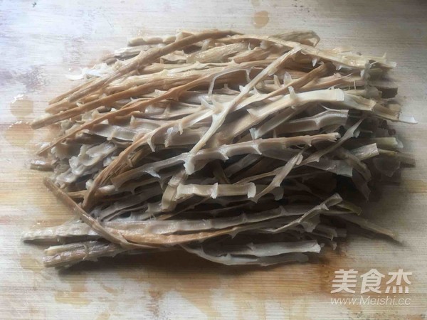 Stir-fried Dried Bamboo Shoots recipe