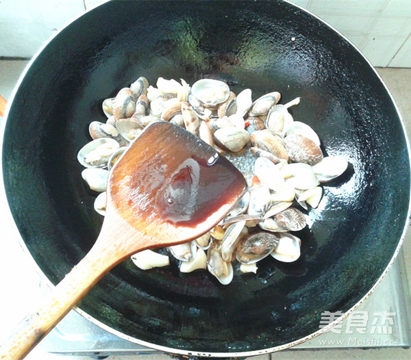 Cilantro Popped Clams recipe