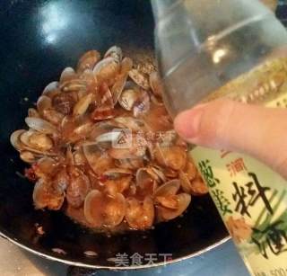 Spicy Stir-fried Flower Beetle recipe