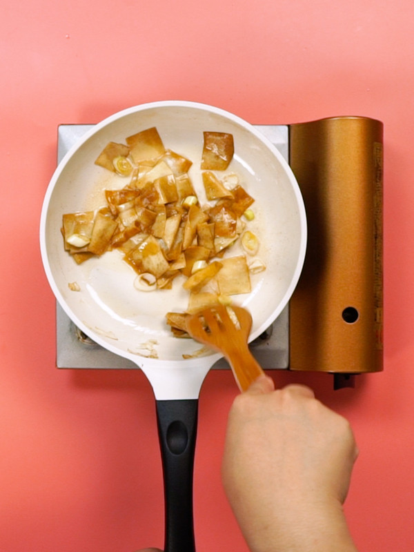 Dried Tofu with Pepper and Cucumber recipe