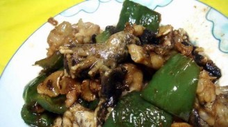 Stir-fried Bullfrog with Green Peppers recipe