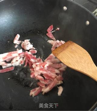 Stir-fried Pork with Spinach recipe