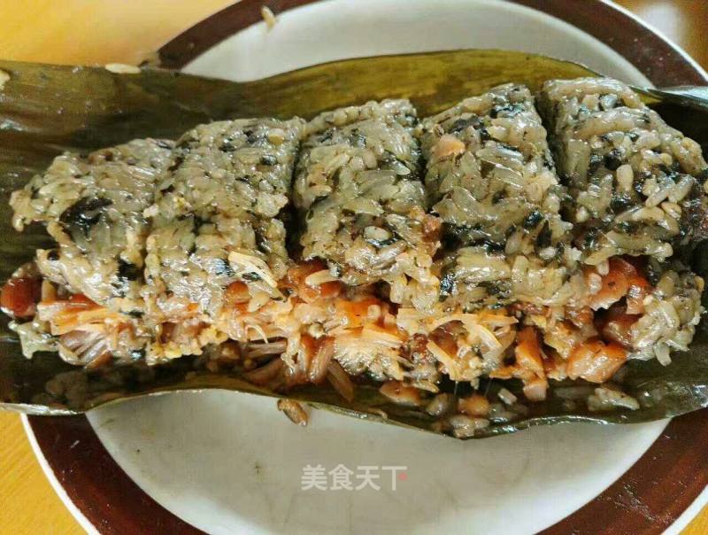 It's The Dragon Boat Festival of Another Year. It is Our Custom to Eat Rice Dumplings. If You are Not Used to Eating Rice Dumplings, You Should Do It Yourself! recipe