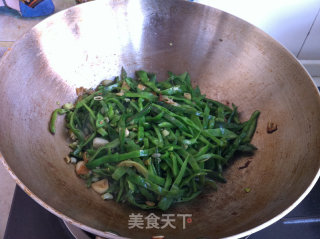 Fried Lentils with Shrimp Paste recipe