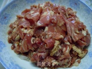 Stir-fried Beef with Cumin and Garlic-unique Delicacy recipe