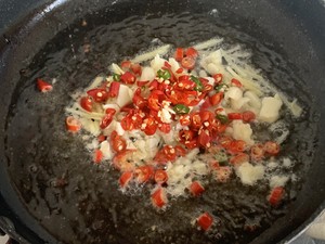Stir-fried Pork Belly with Sauerkraut recipe