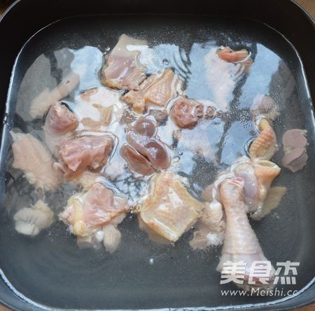Cantonese Five Fingers Peach Pot Chicken recipe