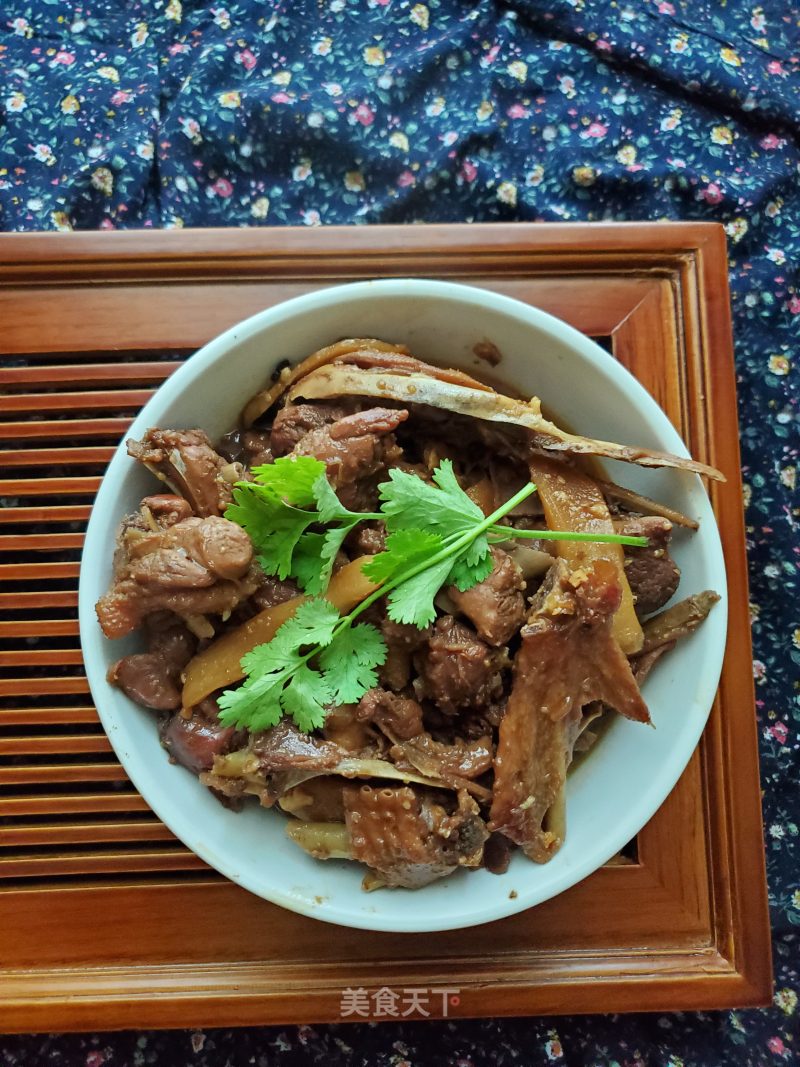 Braised Duck with Zijiang Beer recipe