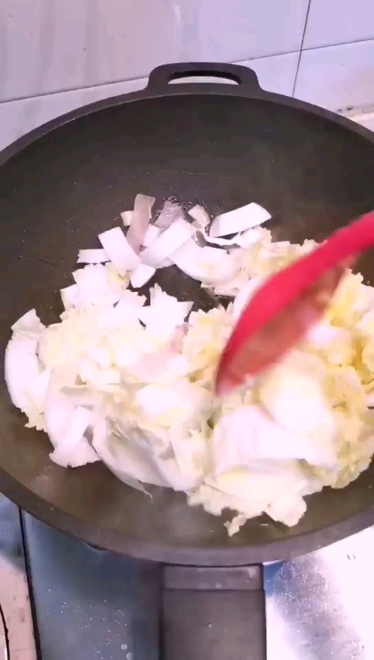 Cabbage Vermicelli in Clay Pot recipe