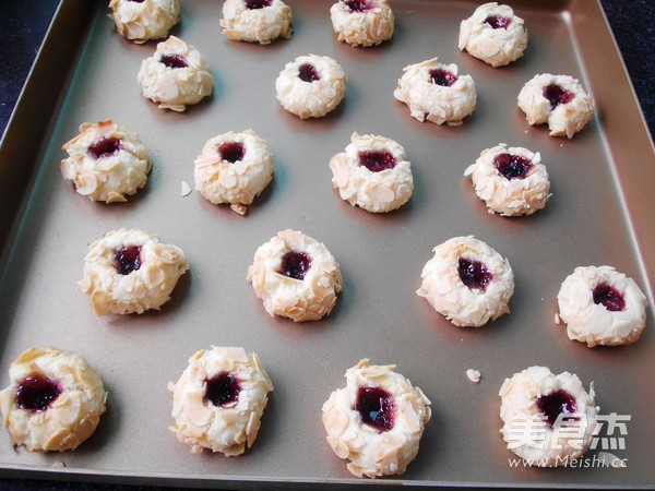 Almond Jam Cookies recipe