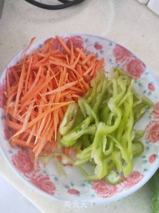 Stir-fried Cabbage and Minced Pork Vermicelli recipe