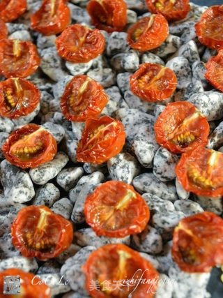 Homemade Mini Dried Tomatoes [part of The Series] recipe