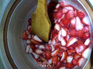 Strawberry Jam Made for The First Time recipe