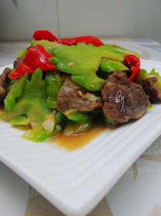 Stir-fried Beef with Bitter Gourd