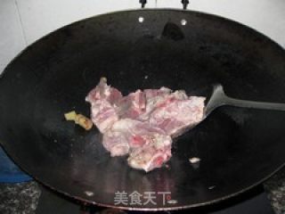 Stewed Bones with Radish recipe