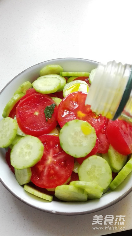 Cucumber Tomato Salad recipe