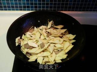 Stir-fried Beef with Rice White recipe