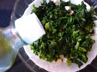 Spinach Mixed with Dried Bean Curd recipe