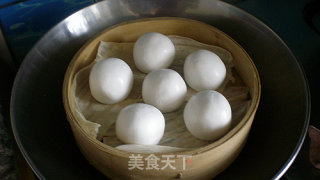 Sticky Bean Buns recipe
