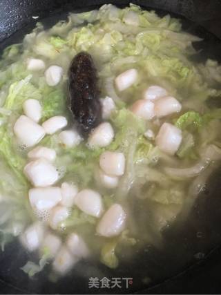 Sea Cucumber, Scallop and Cabbage Soup recipe