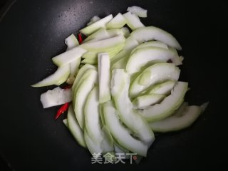 Stir-fried Gourd Slices recipe