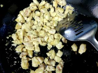 Stir-fried Chicken with Sauce recipe