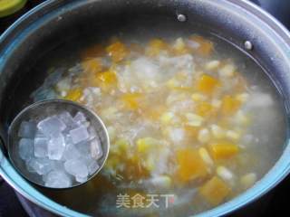 Replenishing Dampness and Nourishing Qi--corn, Pumpkin and Lily Sweet Soup recipe