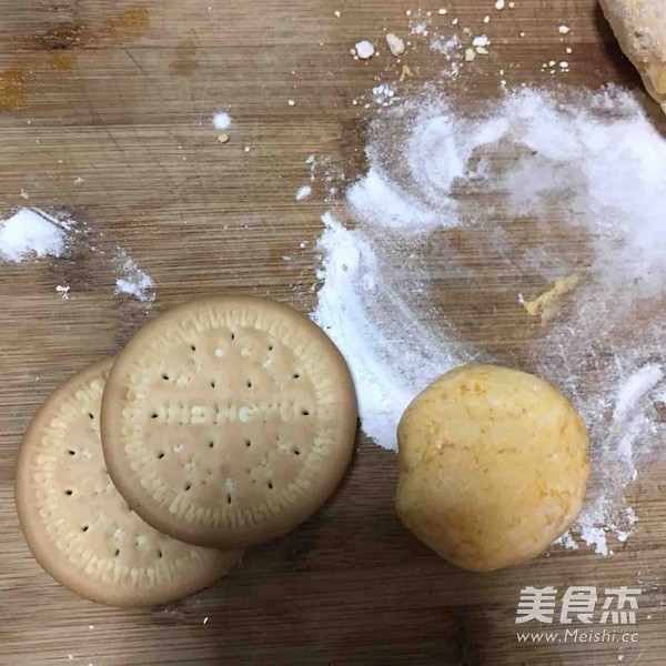 Pumpkin Sandwich Biscuits recipe