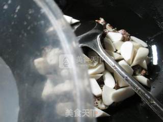 Stir-fried Snails with Rice White recipe