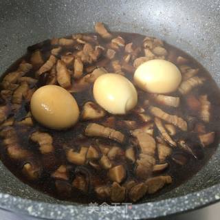 Mushroom Braised Pork Rice recipe