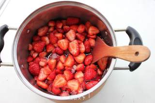 Red Wine Strawberry Jam recipe