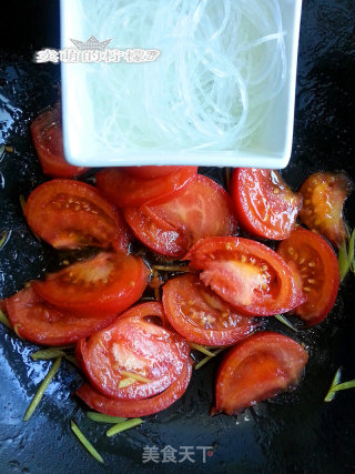 Tomato Whitebait Egg Soup recipe