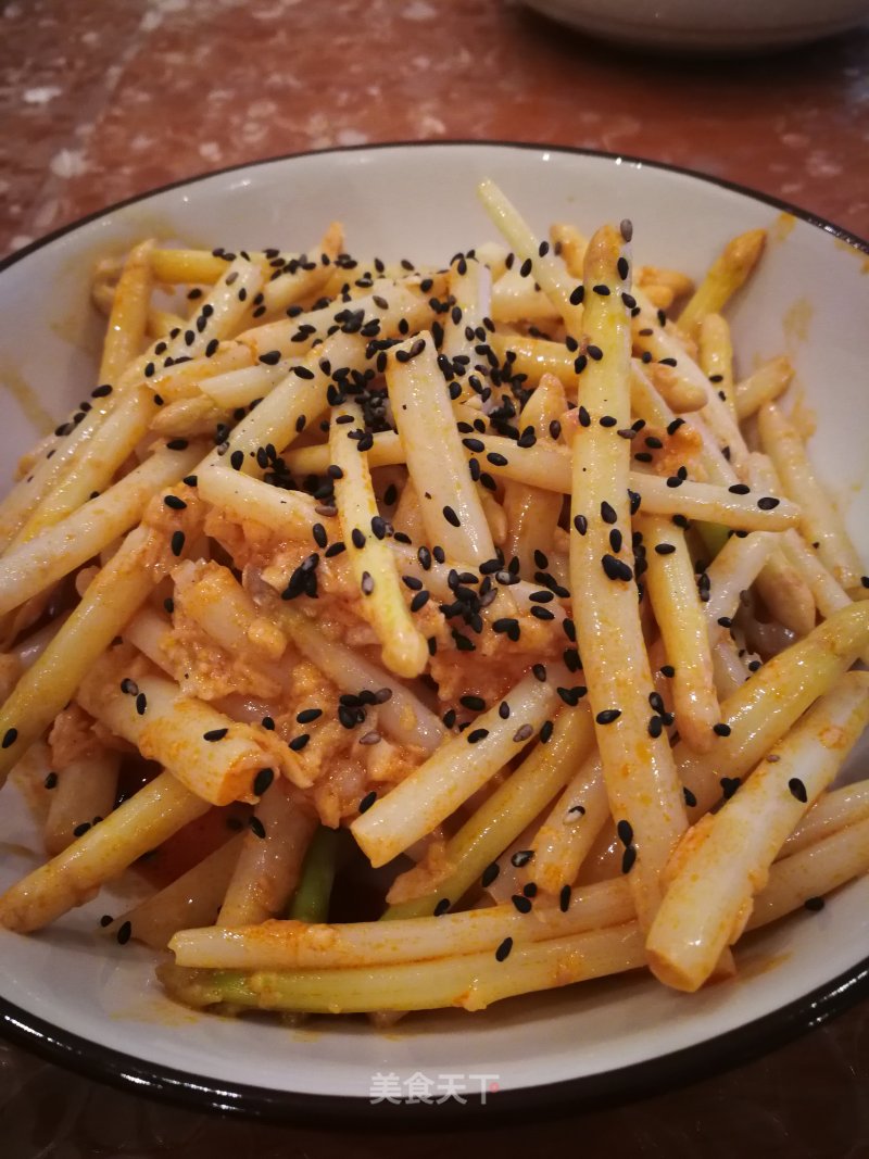 White Asparagus Mixed with Sesame Garlic recipe