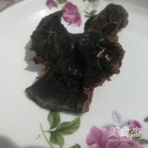 Wild Purple Ganoderma Lucidum Soaked in Water recipe